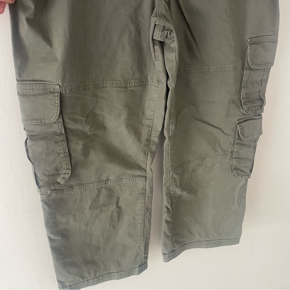 Abercrombie & Fitch Green Relaxed Carpenter Cargo Pants 37248 - Picture 7 of 13
